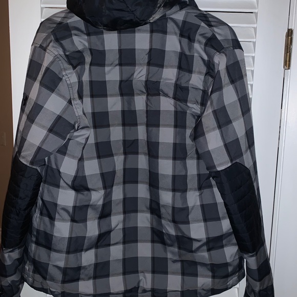 Under Armour coat. - Picture 3 of 7